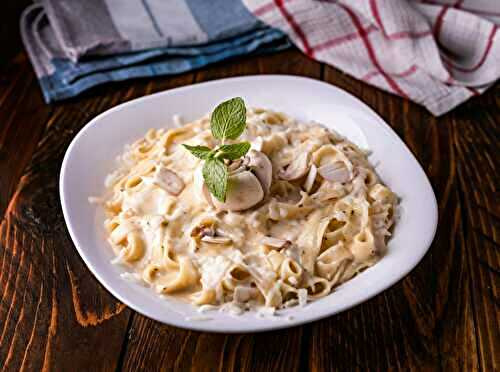 Fettuccine aux Champignons et à la Crème d’Ail à l'autocuiseur cookéo