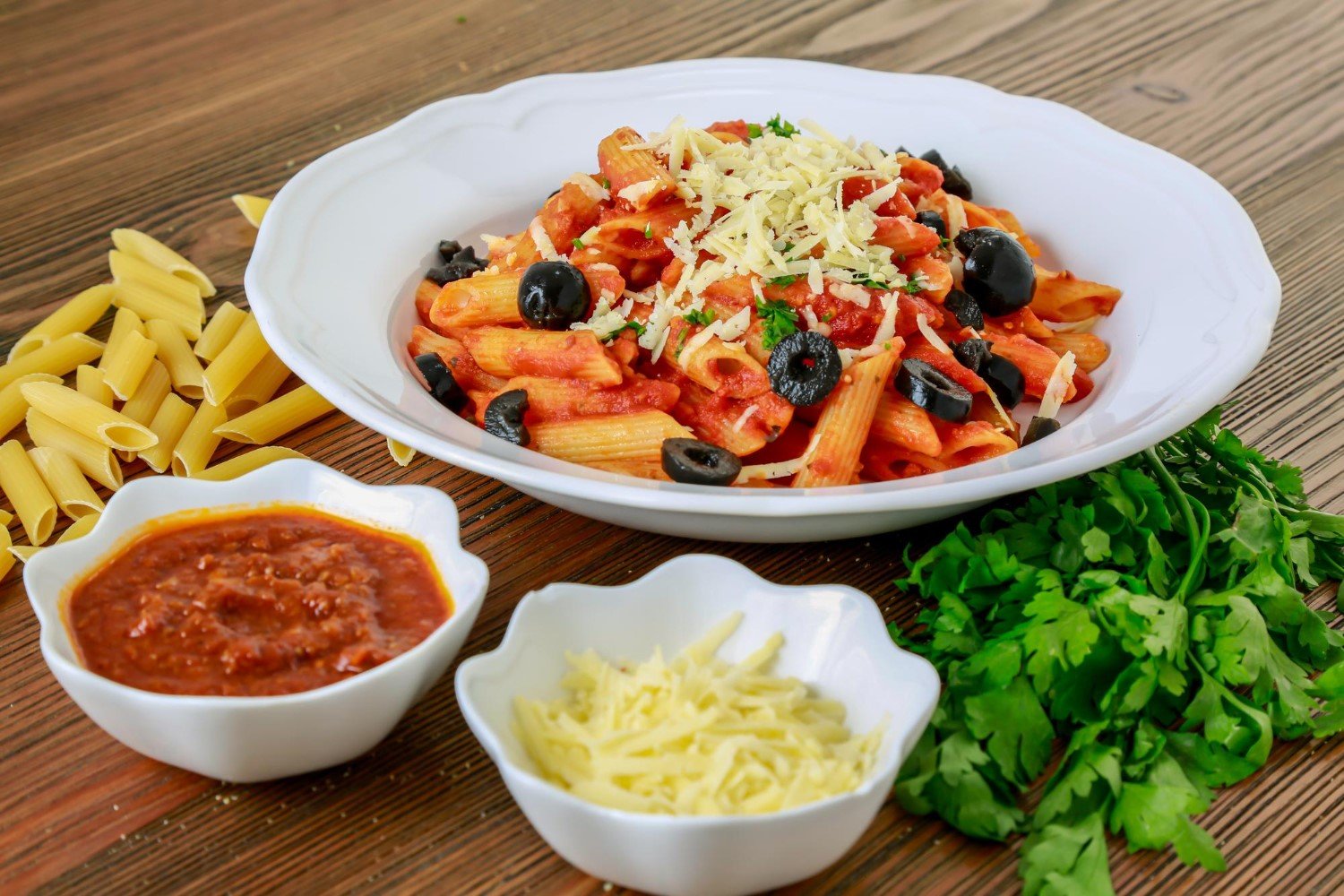 Macaronis Bolognaise Express avec des olives noires au multicuiseur cookéo