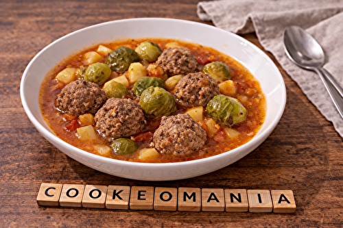 Ragoût de choux de Bruxelles et boulettes de bœuf à l'autocuiseur cookéo