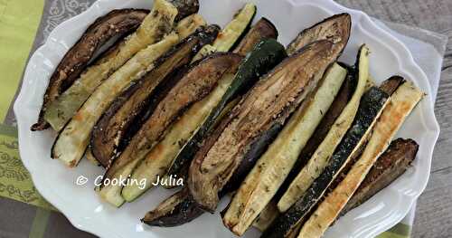 AUBERGINES ET COURGETTES RÔTIES À L'AIL ET AU PARMESAN