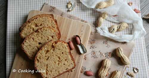 CAKE AU BEURRE DE CACAHUÈTE