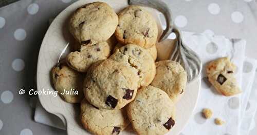 COOKIES AU BEURRE DE COCO ET PÉPITES DE CHOCOLAT