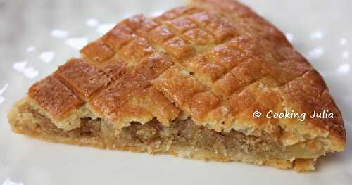 GALETTE DES ROIS À LA CRÈME D'AMANDE VEGAN 