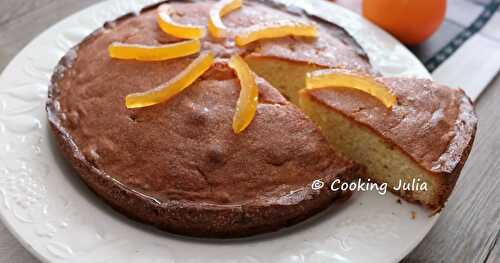 GÂTEAU À LA PÂTE D'AMANDE ET À L'ORANGE