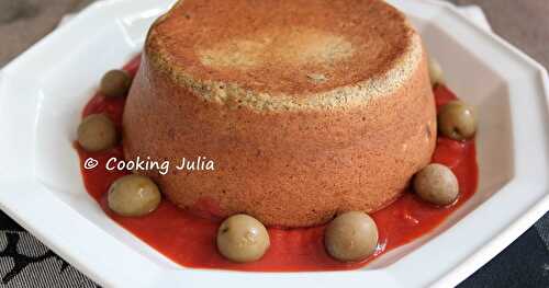 GÂTEAU DE FOIES DE VOLAILLE À LA LYONNAISE