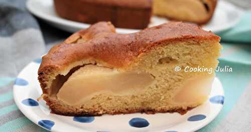 GÂTEAU MOELLEUX AUX POIRES