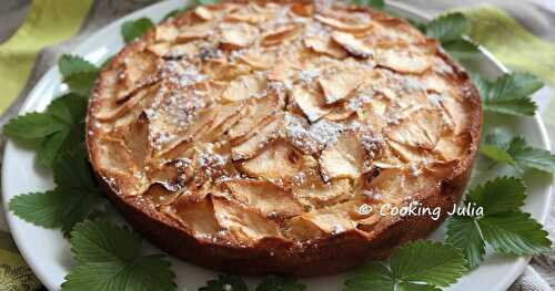 GÂTEAU RAPIDE À LA POMME