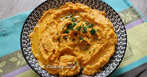 HOUMOUS DE CAROTTES RÔTIES POUR HALLOWEEN