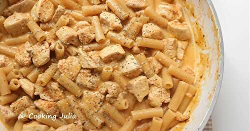 ONE PAN PASTA AU POULET, THYM, AIL ET CITRON