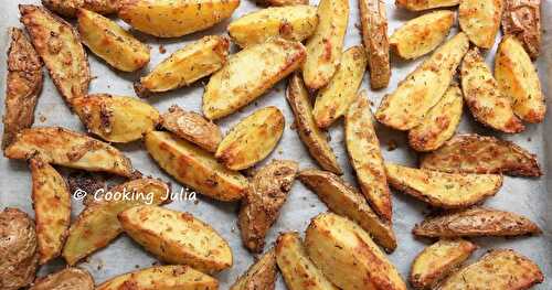 POMMES DE TERRE AU FOUR À L'AIL ET AU PARMESAN