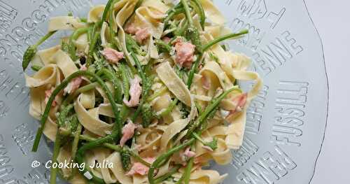 TAGLIATELLES AUX ORNITHOGALES ET SAUMON FUMÉ 