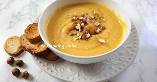 VELOUTÉ DE LENTILLES CORAIL ET BUTTERNUT AU LAIT DE COCO