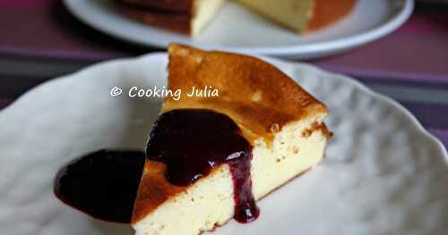 GÂTEAU AU FROMAGE BLANC, COULIS DE FRUITS ROUGES