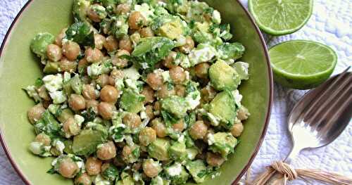 SALADE DE POIS CHICHES, AVOCAT ET FETA