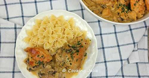 POULET À LA MOUTARDE ET AUX CHAMPIGNONS