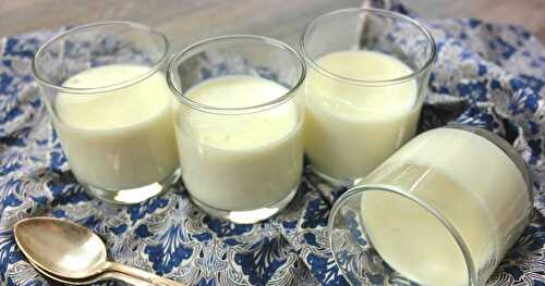 CRÈME DE YAOURT AU LAIT CONCENTRÉ SUCRÉ