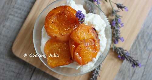 ABRICOTS RÔTIS À LA LAVANDE, MOUSSE DE MASCARPONE 