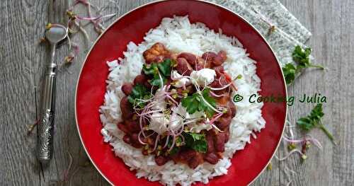 ASSIETTE DE HARICOTS ROUGES À LA TOMATE 