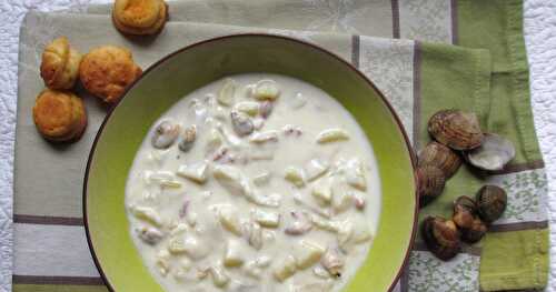 CLAM CHOWDER (SOUPE DE PALOURDES)