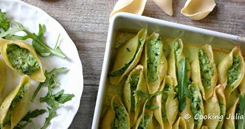 CONCHIGLIONIS FARCIS AUX ÉPINARDS ET À LA RICOTTA  