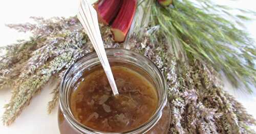 CONFITURE DE RHUBARBE À LA VANILLE
