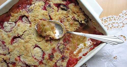 CRUMBLE FRAISES-RHUBARBE