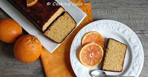 GÂTEAU MOELLEUX AUX ORANGES ENTIÈRES 