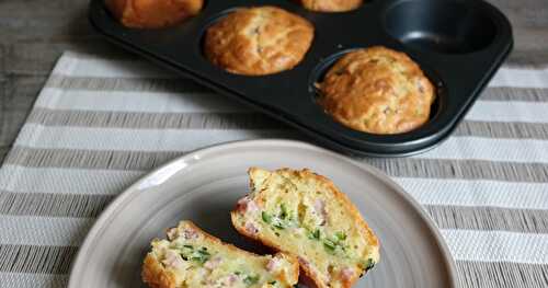 MUFFINS AUX COURGETTES ET LARDONS