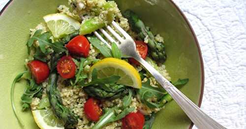 SALADE TIÈDE DE QUINOA AUX ASPERGES VERTES