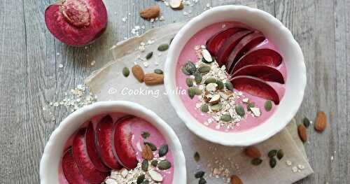 SMOOTHIE BOWL FRAISE-PÊCHE DE VIGNE