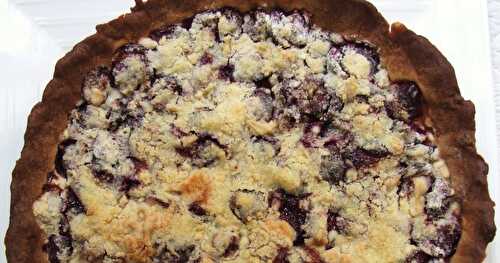 TARTE CRUMBLE AUX CERISES