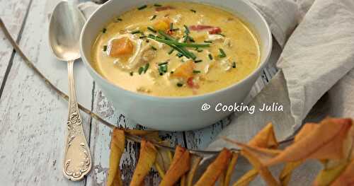 SOUPE THAÏE AU POULET, RIZ ET LAIT DE COCO