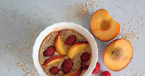 PORRIDGE AU FOUR PÊCHE-FRAMBOISE