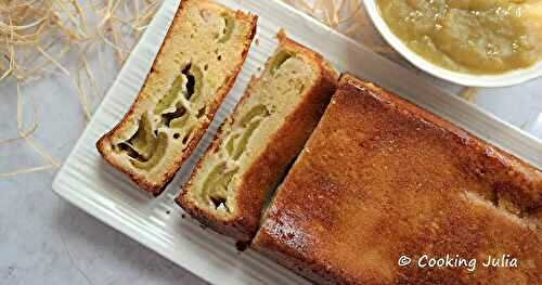 CAKE À LA RHUBARBE DE LAURENT MARIOTTE