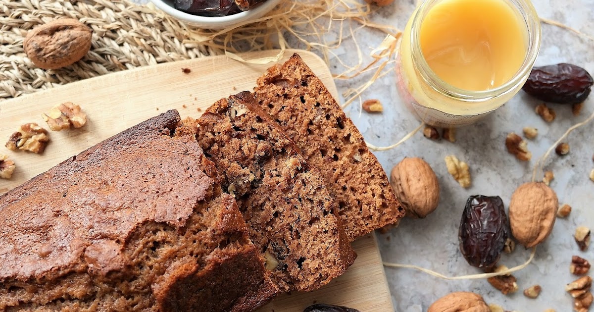 CAKE MOELLEUX AUX DATTES, MIEL ET NOIX D'OTTOLENGHI