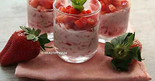 COUPES LÉGÈRES DE SKYR AUX FRAISES