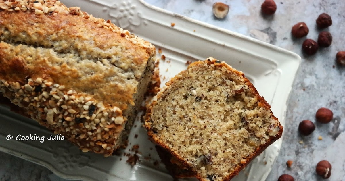CAKE AU CHOCOLAT BLANC ET AUX NOISETTES