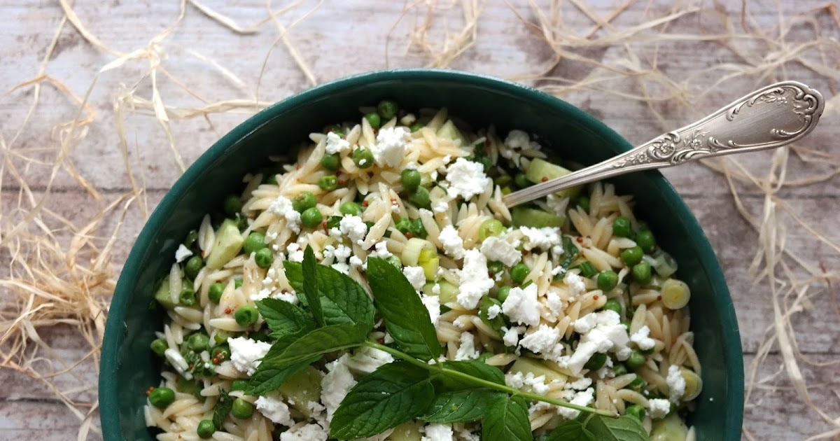 SALADE D'AVOINES, PETITS POIS, CONCOMBRE ET FETA