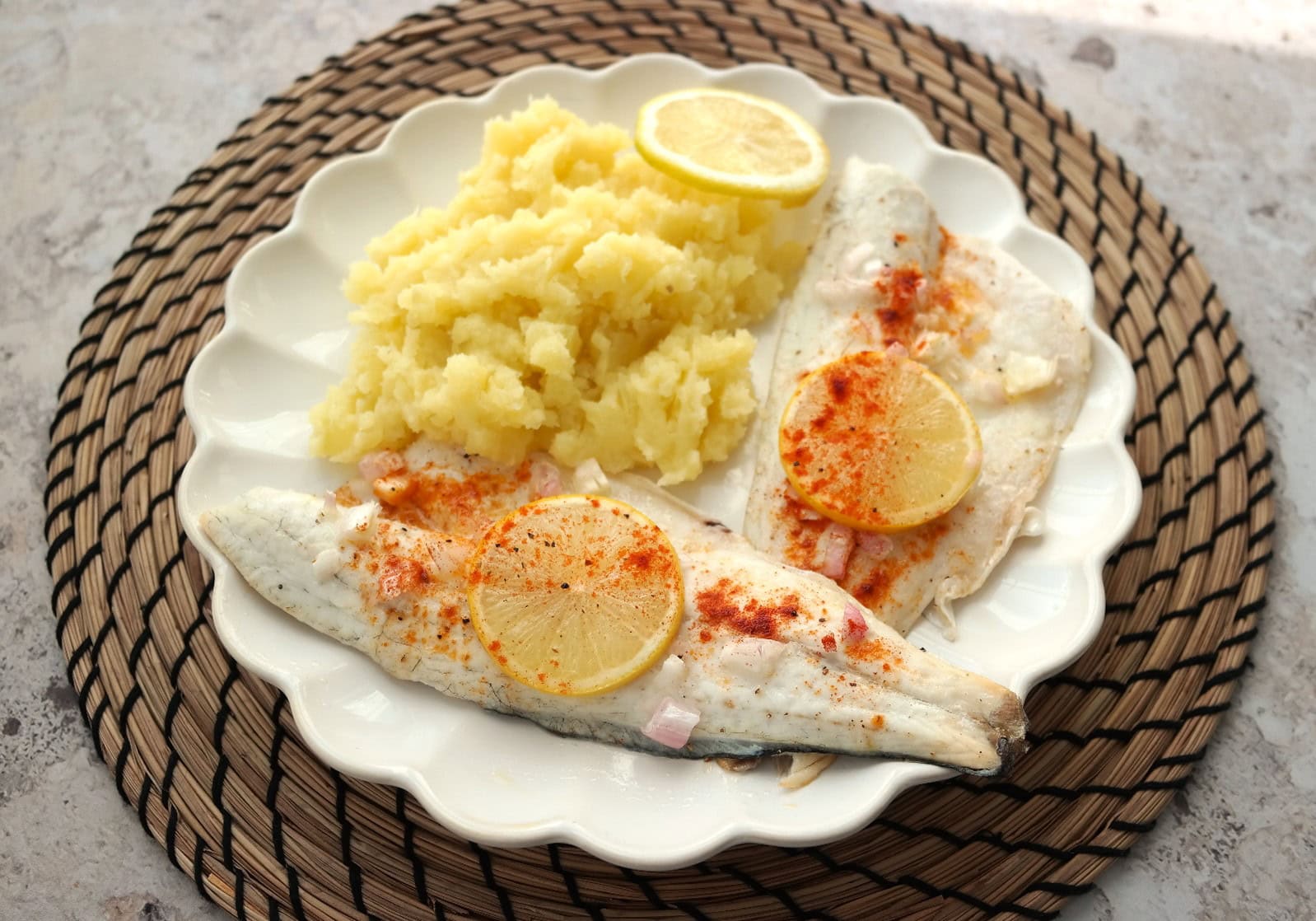 Filets de bar à l'huile d'olive et au citron