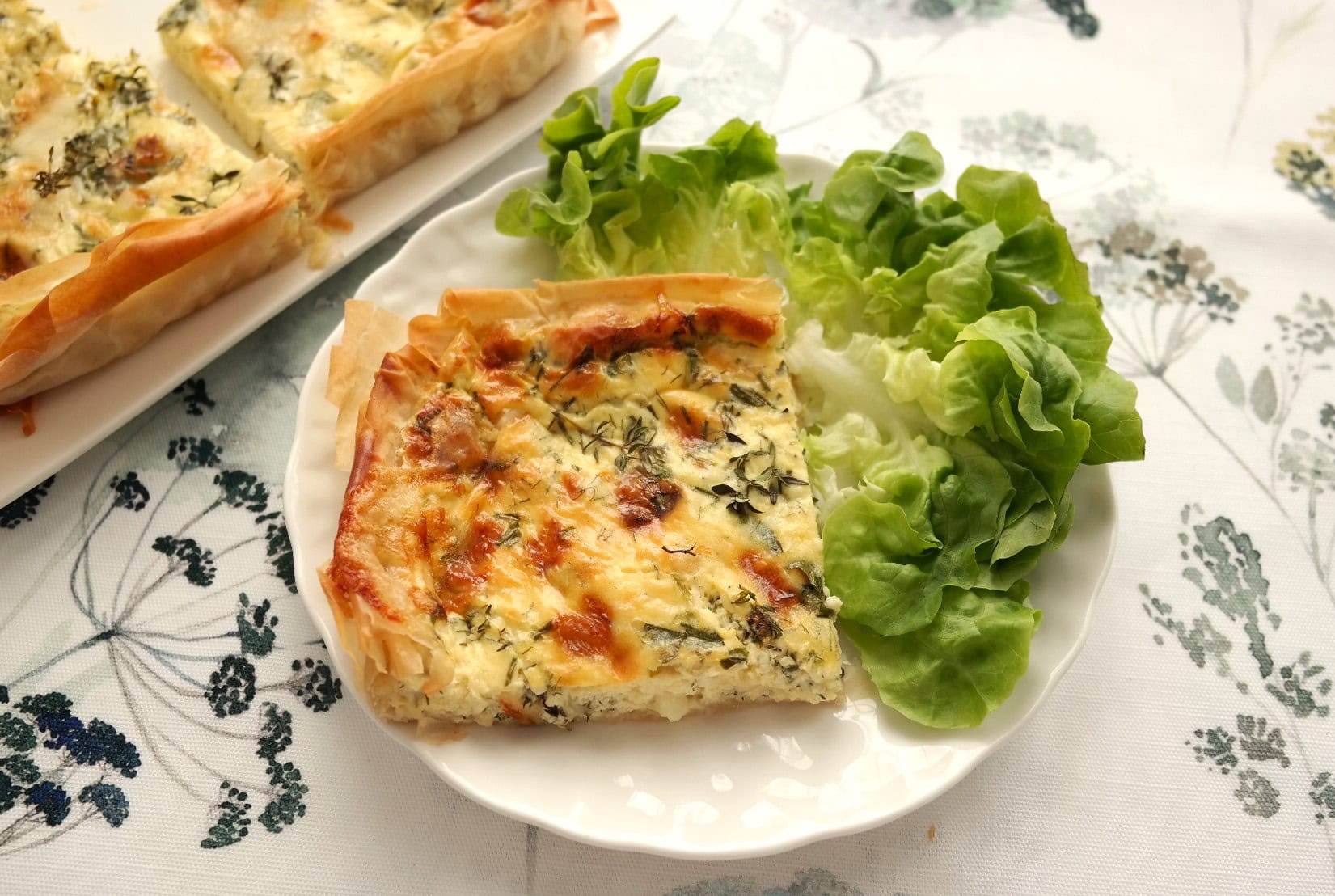 Tarte croustillante aux fromages et fines herbes