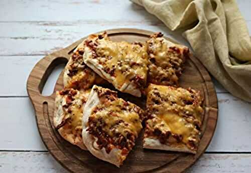 Pinsa bolognaise