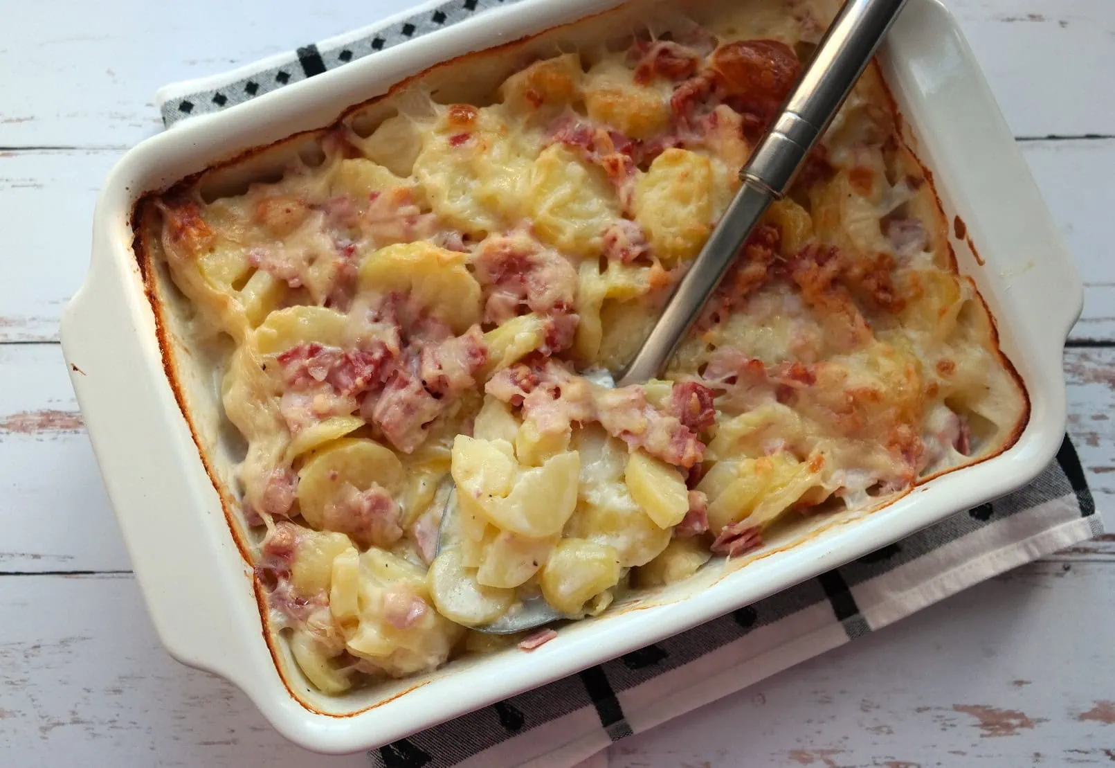 Gratin de pommes de terre et jambon à la cancoillotte