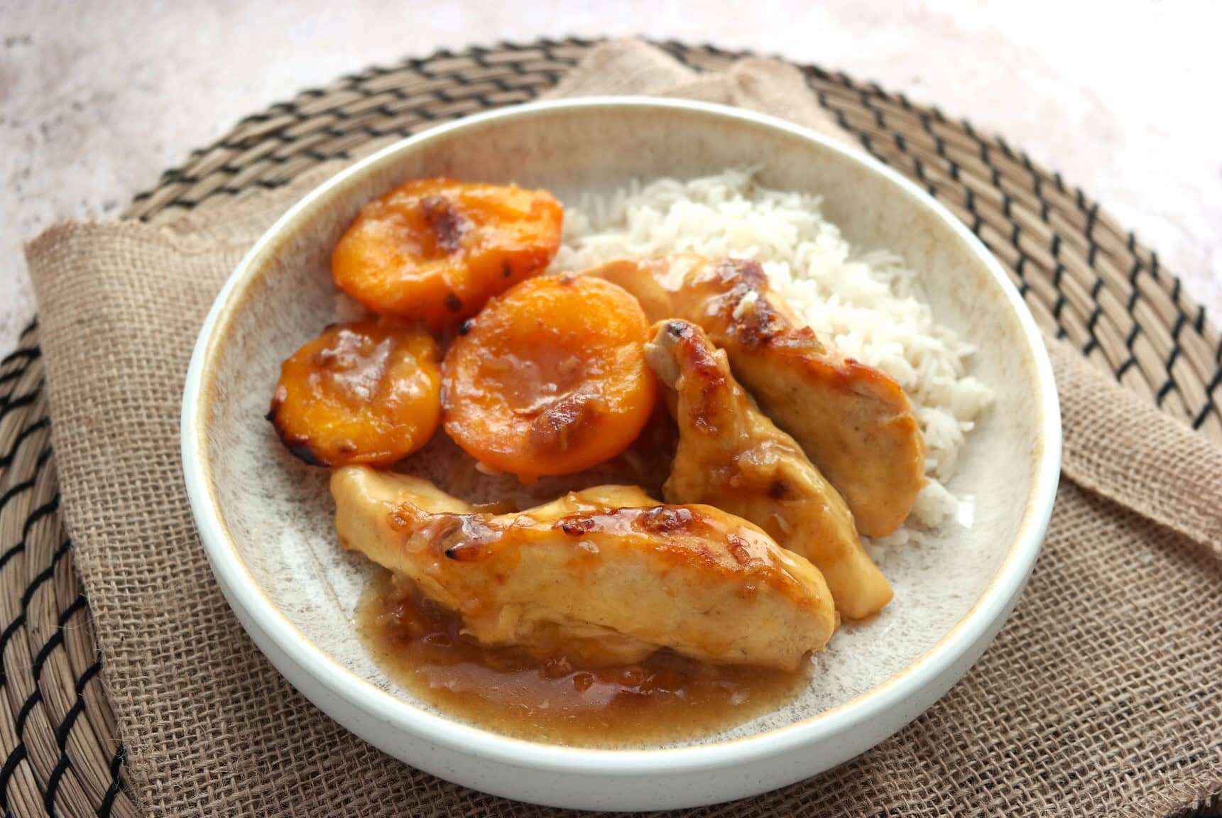 Poulet express aux pêches