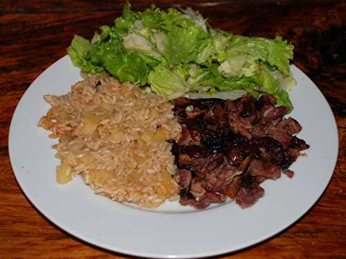 Cuisse de canard aux raisins et ses deux salades