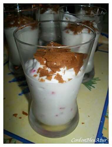 Mousse citronnée légère aux framboises