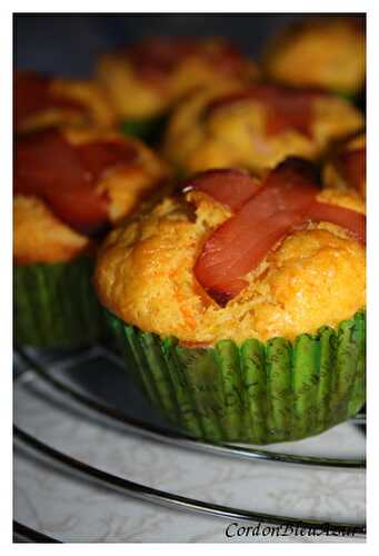 Muffins salés carottes et bacon (sans lait sans fromage)