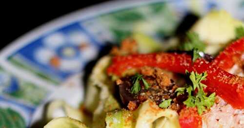 Tagliatelles de courgettes crues au thon et miettes de spéculoos