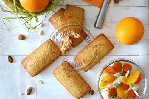 Financiers orange, carottes et baies roses