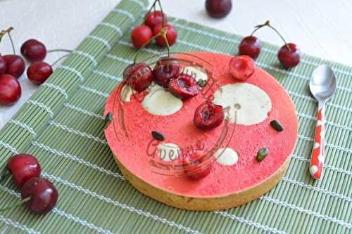 Tarte aux pistaches et cerises