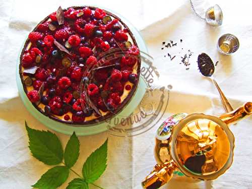 Tarte framboises, myrtilles et thé noir